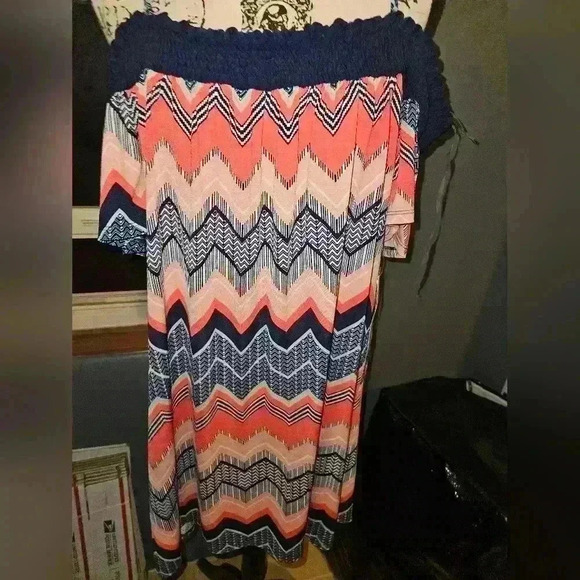 Three Pink Hearts - Picture 1 of 14